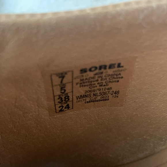 Sorel Joannie Tan Leather Platform Slide Sandals - Picture 7 of 9